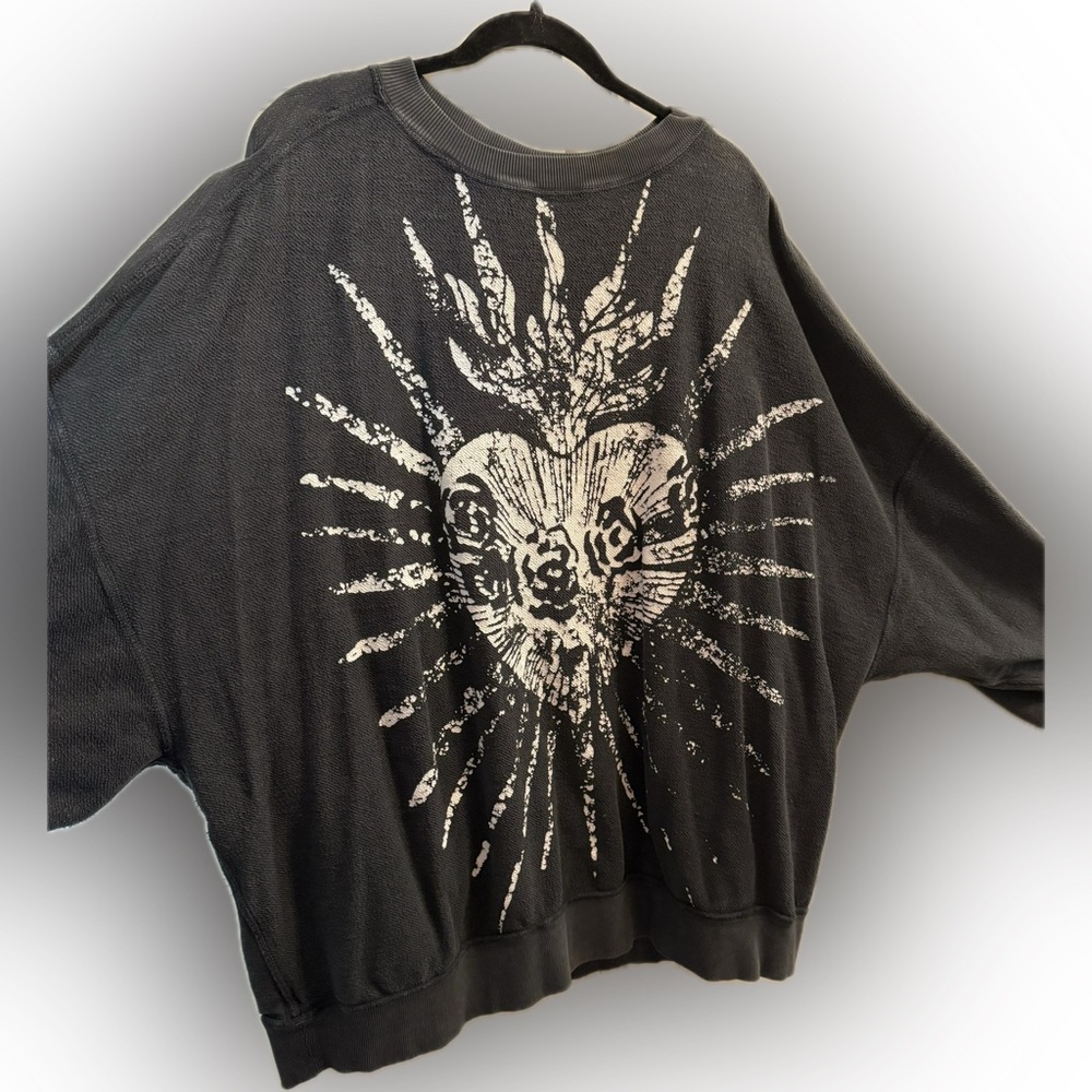 Free People We The Free Gray Sweatshirt with Patterned Design NWOT Size Large